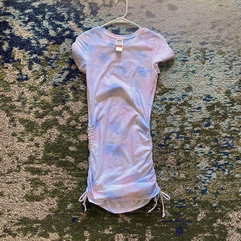 Vs pink tie dye tee shirt dress